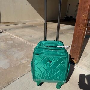 Please see pictures for details